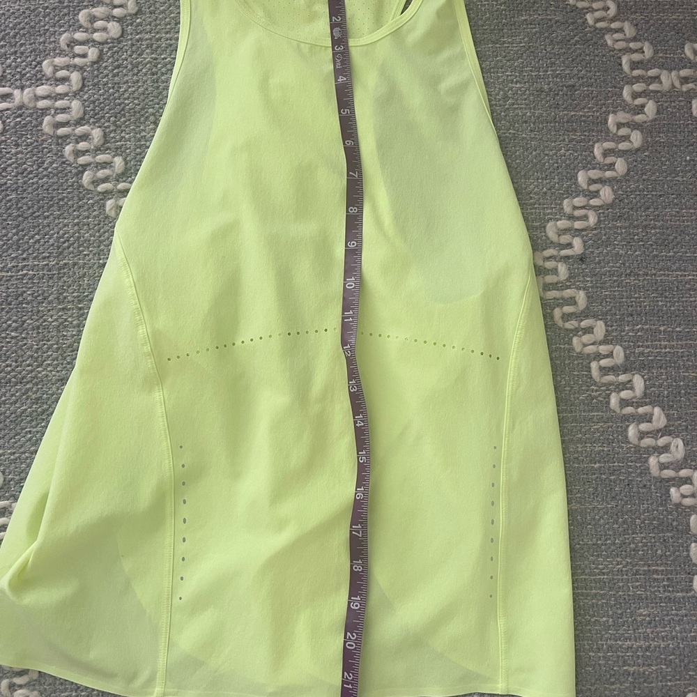 Lululemon Athletica Neon Yellow Tank and wunder Gray Patterned Leggings - Picture 5 of 11